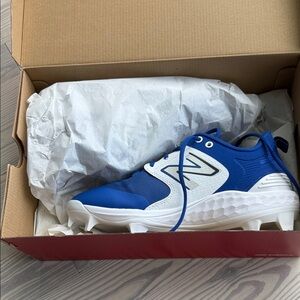 NEW!! Mens 11 New Balance Fresh Foam Molded Baseball Cleats - NEW IN BOX!!!
